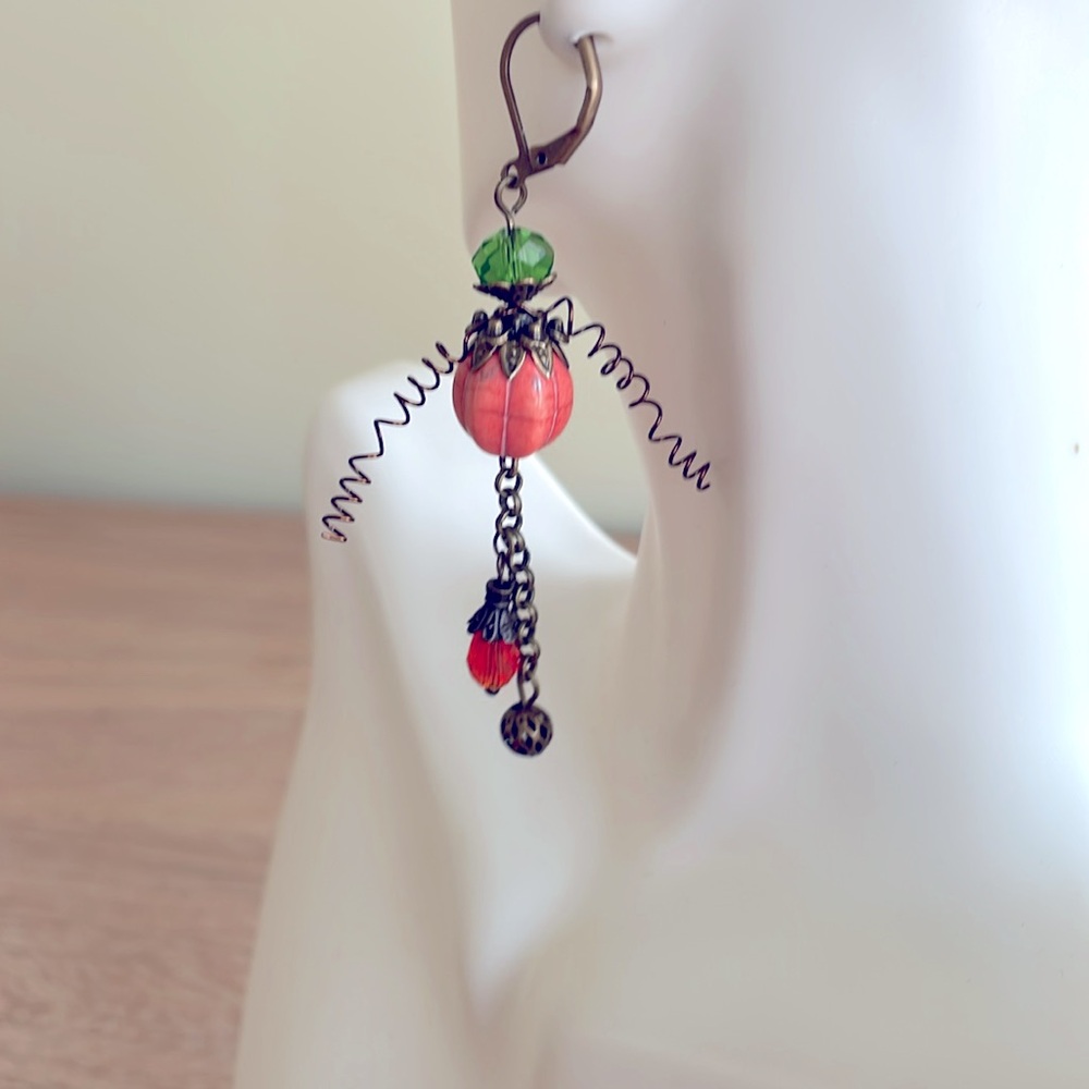 HAND CRAFTED AUTUMN EARRINGS Fall Halloween Thanksgiving Orange Pumpkins Vines - Picture 5 of 12